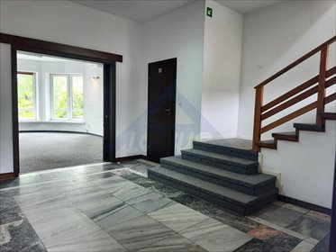 Przestronne biuro 450 m² z garażem na Mokotowie dom Warszawa, Mokotów, Płatowcowa