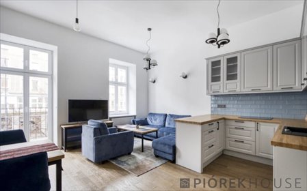 Przestronne 4-pokojowe mieszkanie w kamienicy. mieszkanie Warszawa, Śródmieście, Poznańska