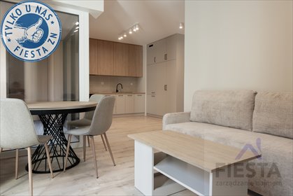 Na wynajem przestronne 29,78 m² w Łodzi z garażem mieszkanie Łódź, Górna, Dębowa