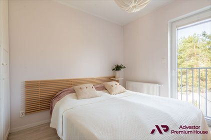 Przestronny dom z ogrodem 86 m², 4 pokoje, blisko Poznania dom Biernatki, Dębiecka