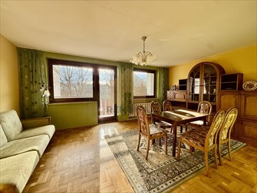 Do sprzedania przestronne 77 m² mieszkanie z balkonem w Legnicy mieszkanie Legnica