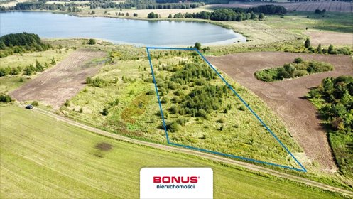 Działka nad jeziorem Blanki z domem i usługami. działka Radostowo