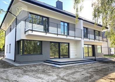 Nowoczesny dom z dużą działką w Głoskowie. dom Głosków, Krótka