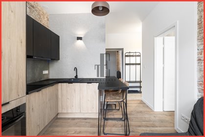 Na sprzedaż umeblowane 28 m² w rewitalizowanej kamienicy mieszkanie Warszawa, Praga-Północ, Zachariasza