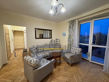 Na sprzedaż przestronne 36,3 m² z balkonem i windą w Łodzi mieszkanie Łódź, Bałuty