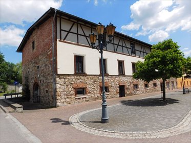 Stylowy dom z potencjałem, 10 pokoi, 2 kondygnacje dom Szczytna