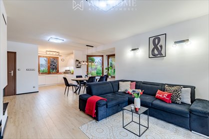 Do sprzedania przestronny dom 241 m² w Strzelinie z garażem dom Strzelin, Weteranów