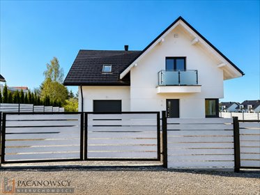 Atrakcyjny dom z garażem i tarasem w Brzozówce dom Brzozówka Korzkiewska