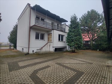 Sprzedam przestronny dom z warsztatem i halą w Kowanówku dom Kowanówko