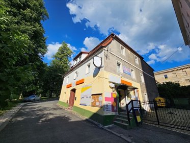Dom z potencjałem inwestycyjnym w uzdrowisku - polecam! dom Lądek-Zdrój