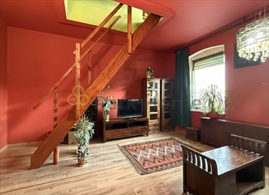 Polecam dwupoziomowe 65,8 m² w kamienicy z potencjałem mieszkanie Poznań, Winiary