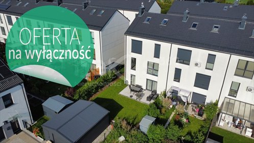 Dwupoziomowe mieszkanie z ogrodem 133 m² i designerskim wnętrzem mieszkanie Mirków, Miętowa