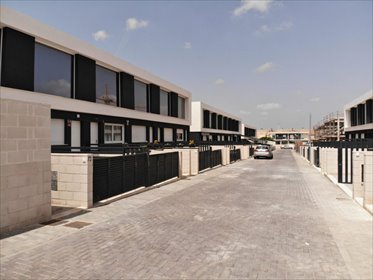 Nowoczesny dom z basenem i widokiem na morze (Gran Alacant) dom Gran Alacant, C. Malta