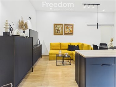 Przestronne 4-pokojowe mieszkanie w centrum Bytomia mieszkanie Bytom, pl. Michała Wolskiego