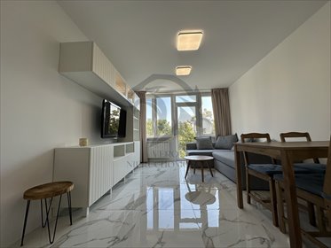 Nowoczesne 38,7 m² - słoneczny salon i blisko Parku mieszkanie Warszawa, Praga-Południe, Gocław