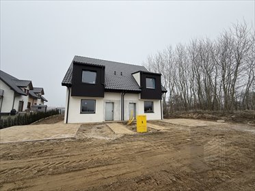 Sprzedam komfortowy dom bliźniak z 4 pokojami i ogrzewaniem podłogowym dom Lipnik