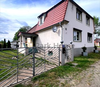dom na sprzedaż 200m2 dom Niedoradz