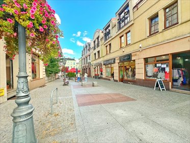 Na wynajem przestronny lokal 124 m² w centrum Tczewa lokal użytkowy Tczew, Jarosława Dąbrowskiego