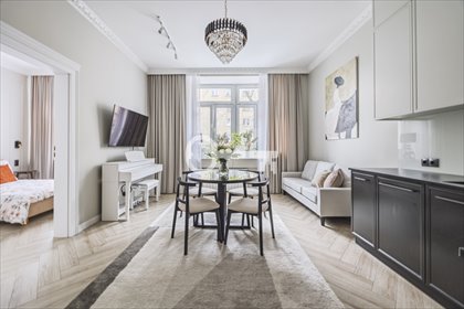 Polecam 57 m² w kamienicy przy Ogrodowej! Wysokie sufity, nowoczesny wystrój, balkon i piwnica. mieszkanie Warszawa, Śródmieście, Ogrodowa