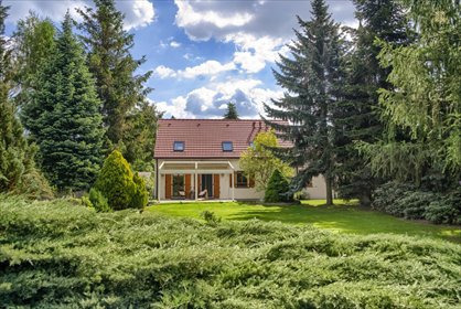 Przestronny dom 199 m² z ogrodem i tarasem w Laskach dom Laski, Pogodna