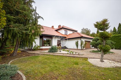 Ekskluzywna rezydencja z ogrodem blisko Torunia. dom Złotoria, Akacjowa