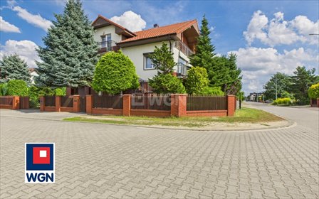 Przestronny dom z potencjałem na działalność, 293 m2 dom Ostrów Wielkopolski, Lewandowskiego, Lewandowskiego