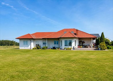 Przestronny dom 200 m² z dużym ogrodem (2000 m²) w Gortatowie dom Gortatowo, Dożynkowa