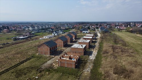 Nowoczesny dom bliźniak z garażem, ogrzewaniem podłogowym dom Głogów Małopolski, Partyzantów