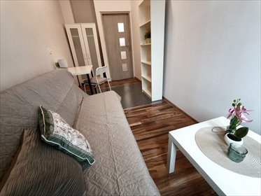 Polecam pokój 15 m² w centrum Katowic z pełnym wyposażeniem pokój Katowice, Centrum, Jagiellońska - boczna