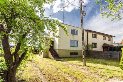 Na sprzedaż dom z potencjałem 3 pokoje garaże na działce 835 m² dom Łask, Widawska