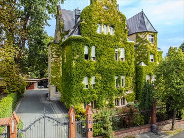 Urokliwe mieszkanie z antresolą w willi miejskiej. mieszkanie Wrocław, Borek, Borek, al. Lipowa