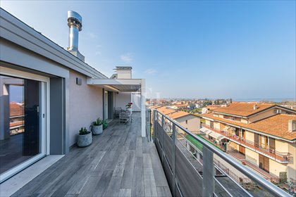 Luksusowe 4-pokoje z widokiem na jezioro w Peschiera mieszkanie Peschiera del Garda