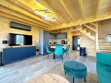 Zapraszam do obejrzenia domu 70 m² w Uściu z tarasem, jacuzzi i ogrodem dom Uście, Lawendowa