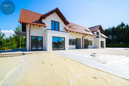 Nowoczesny bliźniak z energooszczędnymi technologiami (135 m²) dom Wieruszów