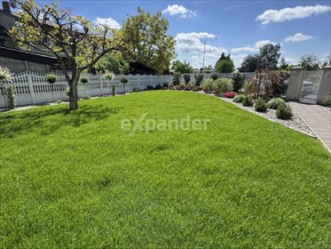 Przestronny dom 198 m² z garażem i ogrodem w Ostrzeszowie dom Ostrzeszów, Jana Kazimierza