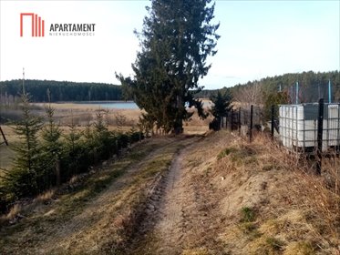 Urokliwa działka z dostępem do jeziora – 3750 m² działka Płocice