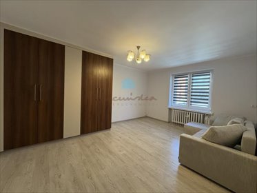 Kawalerka 34,5 m2 z balkonem i piwnicą w centrum Gniezna mieszkanie Gniezno, Centrum, Jana III Sobieskiego