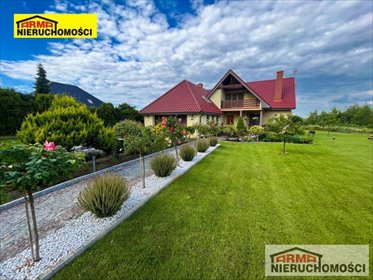 Przestronny dom 248 m² z kominkiem, ogrodem i garażem dom Grzędzice