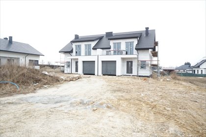 Nowoczesny dom bliźniak z przestrzenią do własnej aranżacji dom Przeworsk, Przeworsk