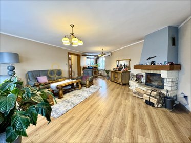 Unikalny dom z lokalami usługowymi i fotowoltaiką 322 m² dom Głogów
