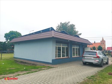 Duża działka z budynkiem i panelami fotowoltaicznymi. lokal użytkowy Gronowo