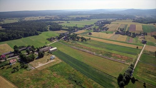 Działka 893 m² z widokami i warunkami na dom w Pępice działka Pępice