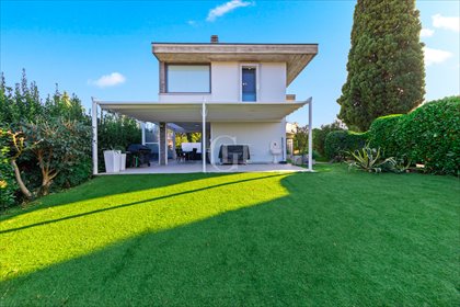 Polecam luksusową willę 180 m² z ogrodem i tarasem w Desenzano del Garda dom Desenzano del Garda