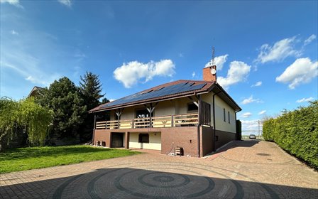 Dom z widokiem na zieleń, nowoczesny remont, 200 m² dom Kalisz, Majków