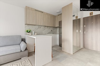 28 m² w centrum Warszawy (po remoncie, widok na park) mieszkanie Warszawa, Śródmieście, Grzybowska