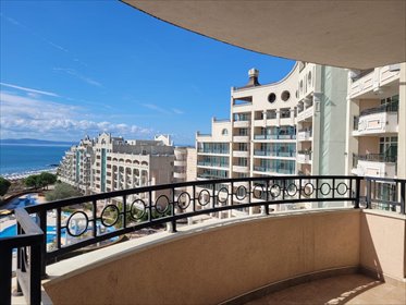 Przestronny 91 m² apartament nad morzem w Sunset Resort. mieszkanie Pomorie