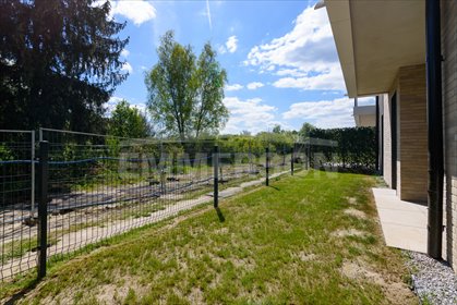 Nowoczesny apartament z ogródkiem w Bronowicach Małych. mieszkanie Kraków, Krowodrza