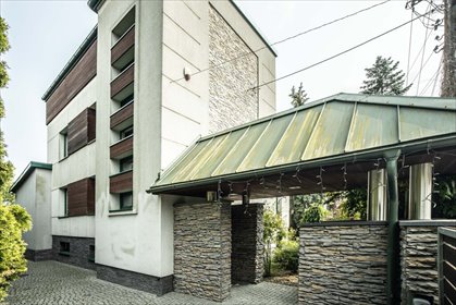 Komfortowy dom 220 m² z tarasem, ogrodem i garażami dom Piotrków Trybunalski, Różana