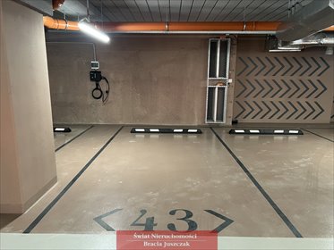 Na wynajem miejsce postojowe w garażu podziemnym 12,5 m² we Wrocławiu lokal użytkowy Wrocław