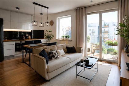 Gotowe do zamieszkania, po remoncie, balkon, funkcjonalny układ mieszkanie Jelenia Góra